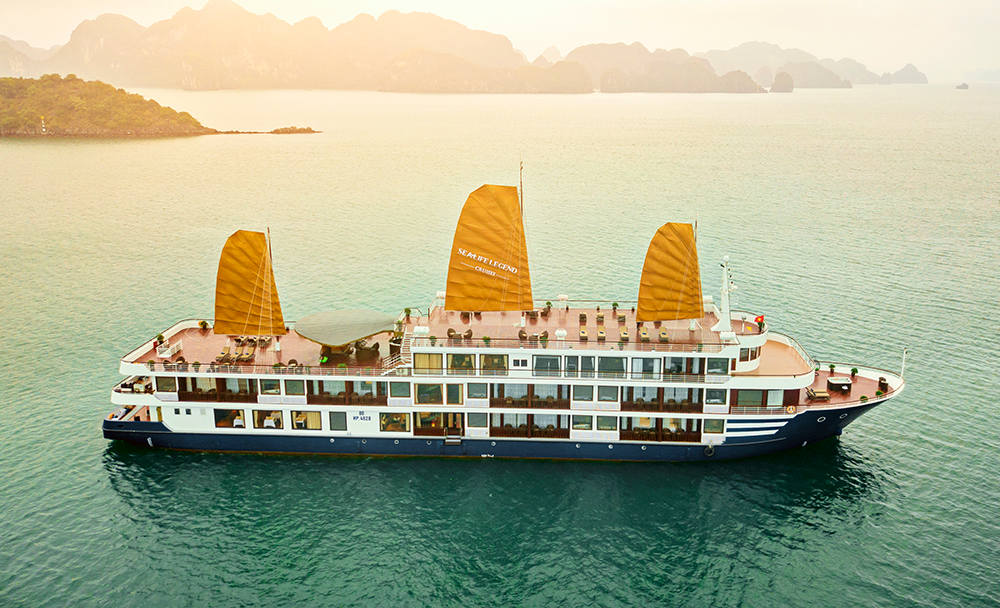 Tour Du Thuyền Sealife Legend – 2 Ngày 1 Đêm